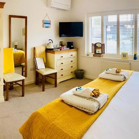 Avon Beach Bed & Breakfast Christchurch  Kültér fotó